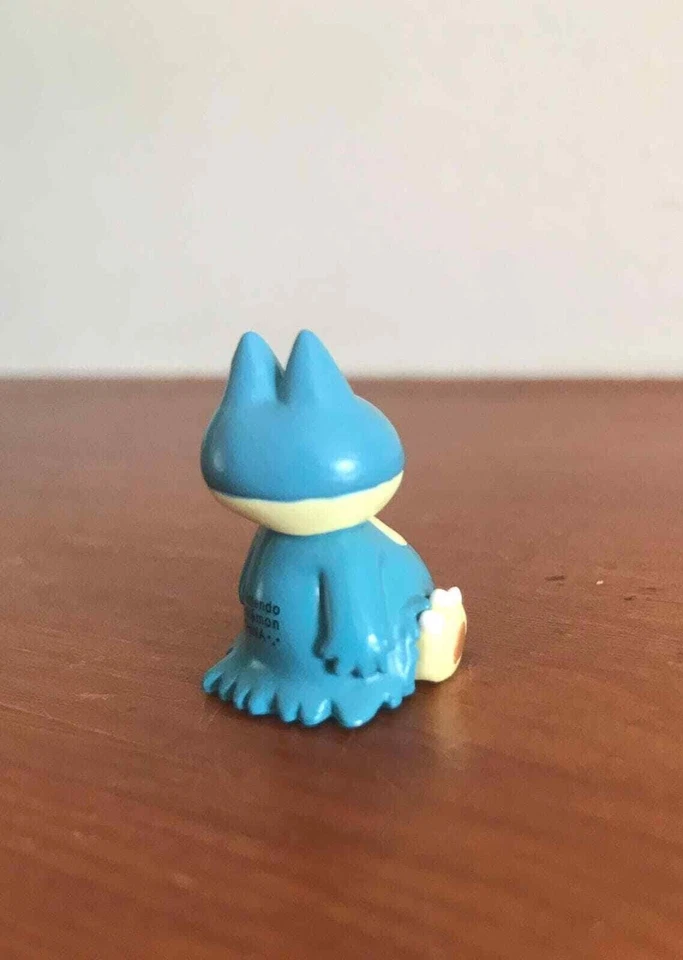 Pokemon Full Color Advance Pokedex Munchlax 3cm Figure Gashapon Bandai Toy 2004 - Image 2 of 4