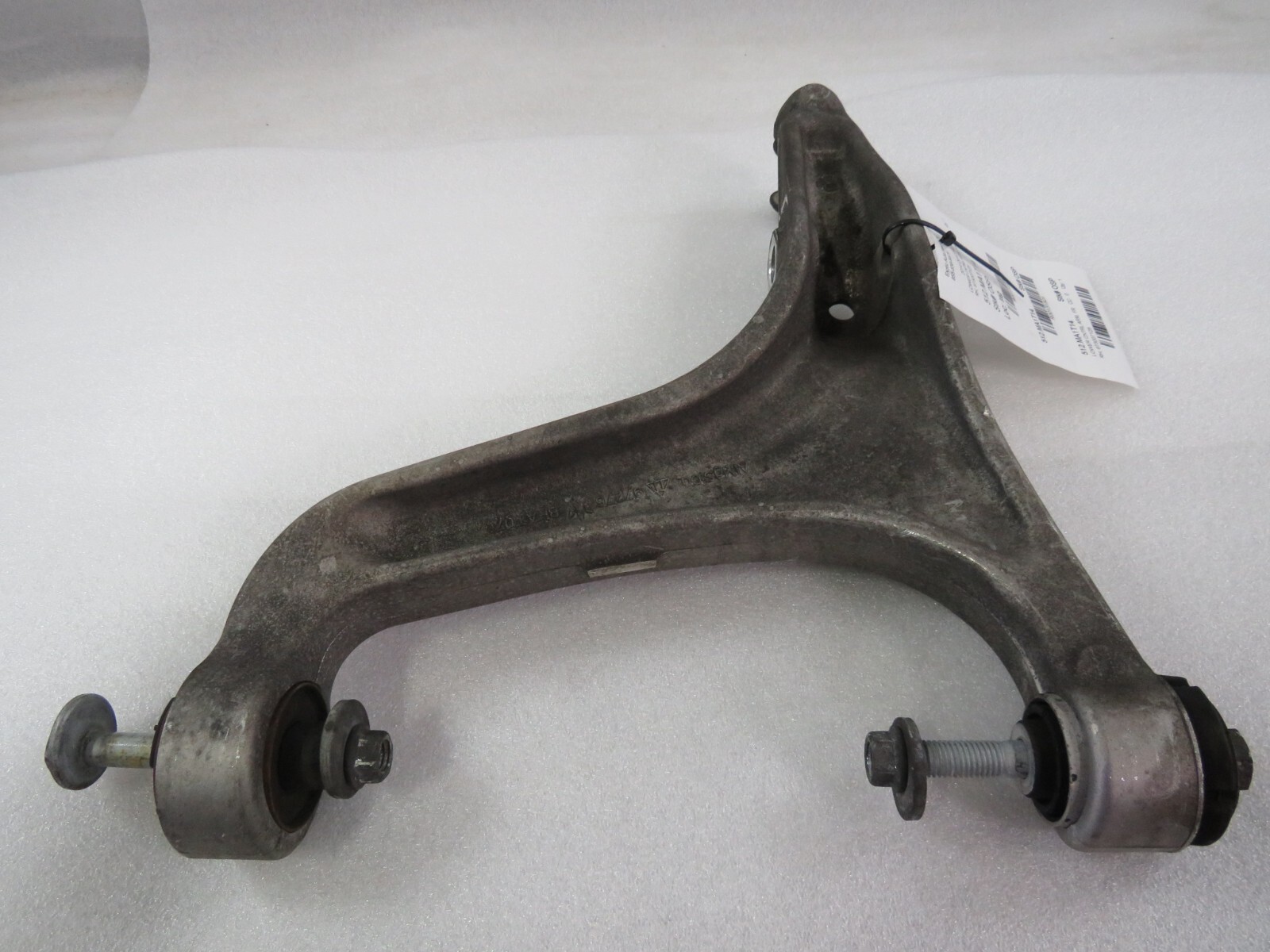 Maserati Quattroporte, RH, Right, Front Lower Control Arm, Used, P/N 673007125