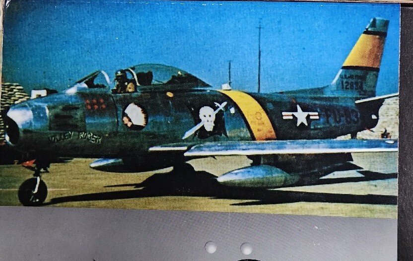 ADMIRAL TOYS 1:18 Scale NORTH AMERICAN F-86E SABRE JET 