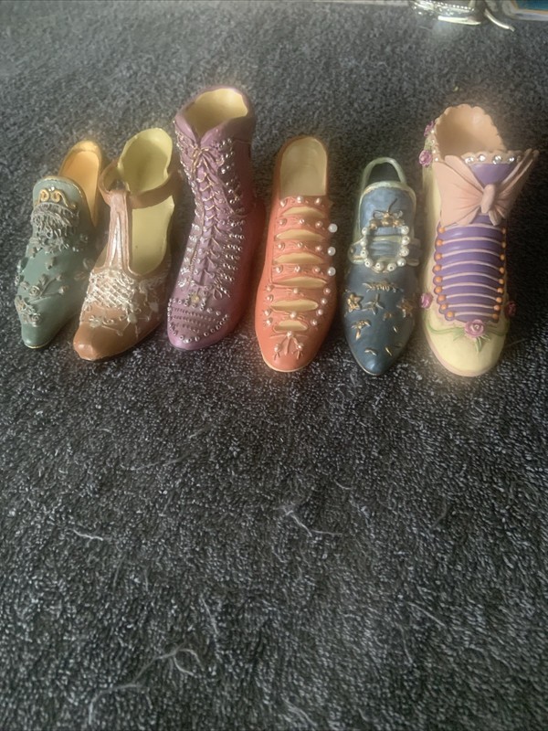 Lot of 6 Of Vintage Miniature Collector Shoes K’s Collections