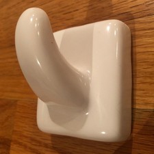 B  W Porcelain Robe Hook  1430 White w/ all mounting Hardware  VTG NEW
