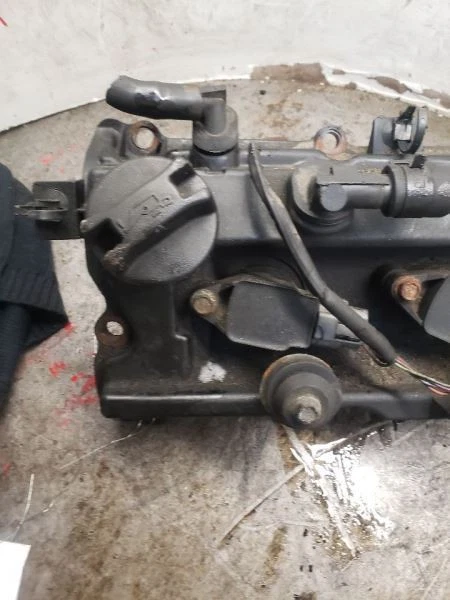 Cubierta de válvula Murano 2012 1106452 Foto 2 de 4