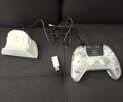 Manba One Kabelloser Controller transparent/weiß mit USB-Dongle & Ladestation