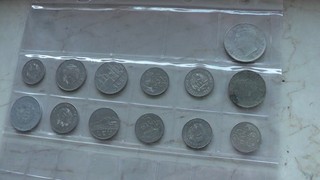 71 alte Münzen aus Rumänien in 3 Albumseiten