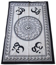OM AUM OOM Wandbehang Tagesdecke Dekotuch 140x200 Batik Sanskrit Hippie Goa yoga