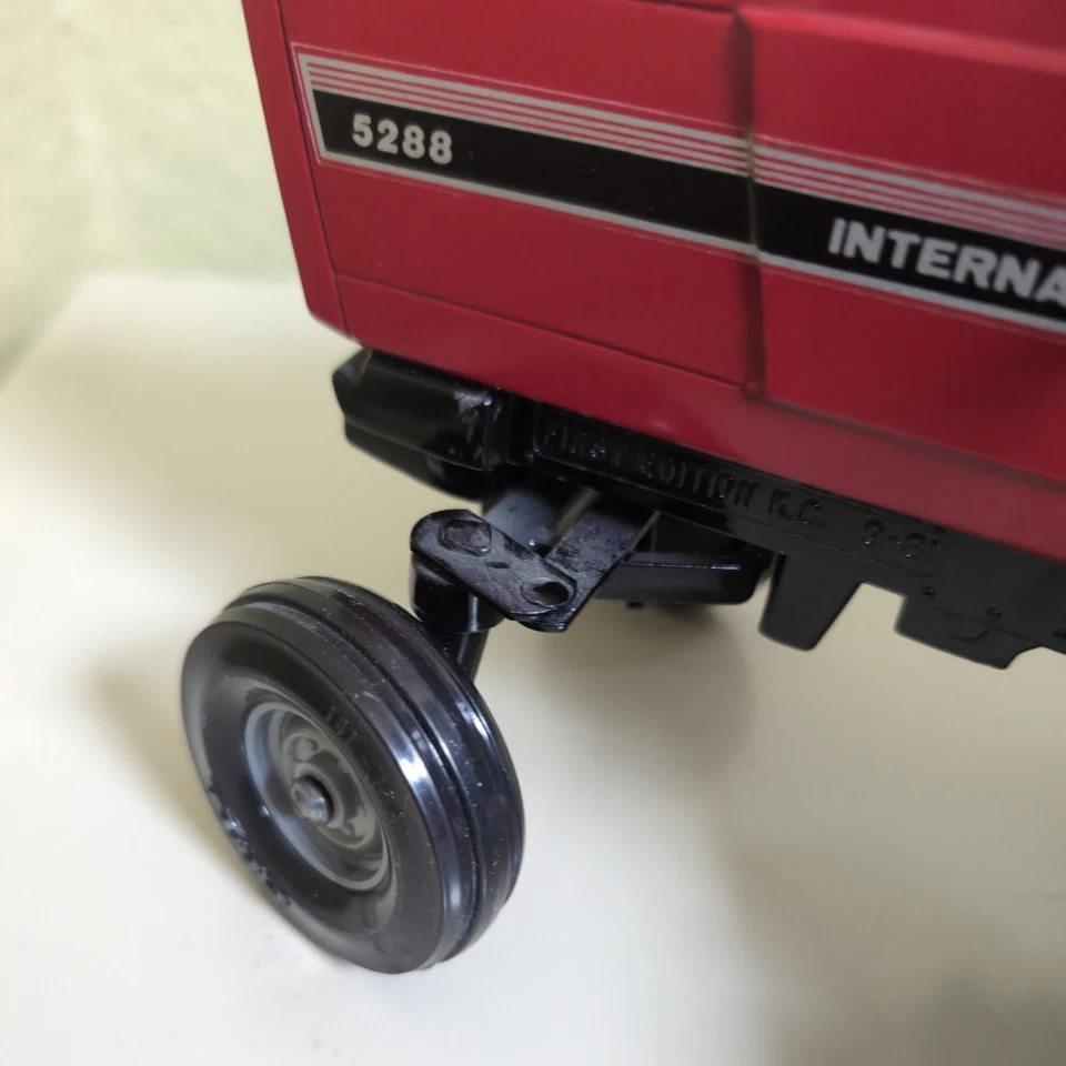 Tractor de juguete Ertl Case IH 5288 de colección escala 1/16 primera edición K.C. 1981 Foto 4 de 4