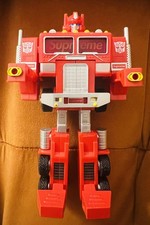 Supreme Transformers G1 Optimus Prime Figure SS25 - SPEDIZIONE IMMEDIATA