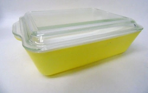 Vintage Pyrex Covered Yellow Refrigerator Dish 0503 u760