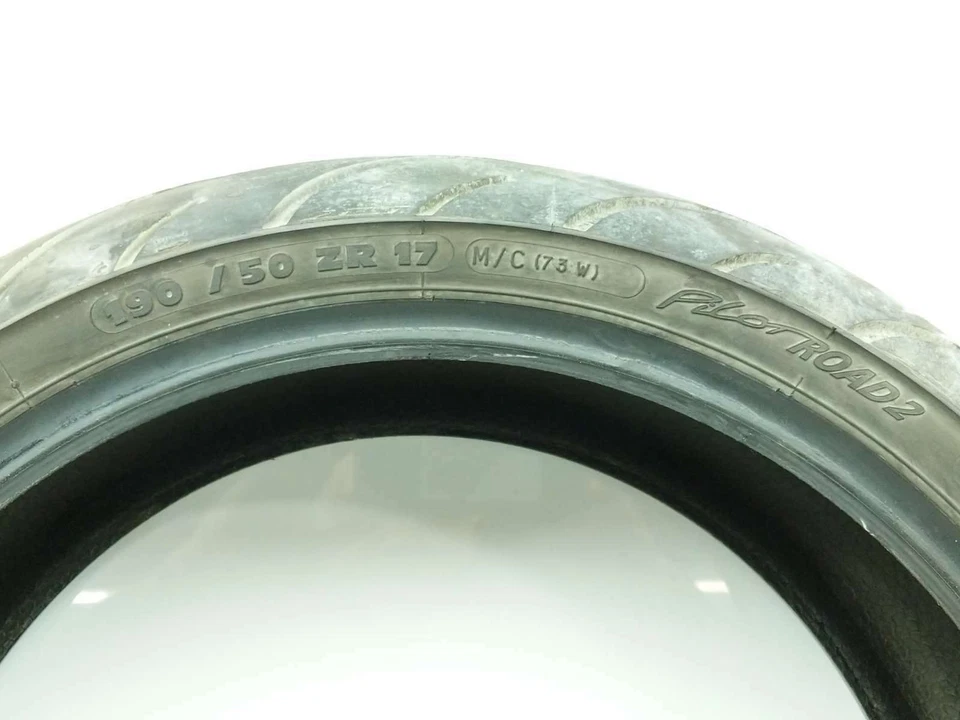 Neumático trasero Michelin Pilot Road 2 190/50-17 Foto 3 de 4