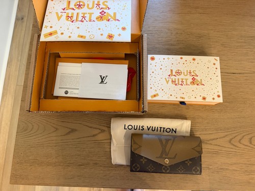Louis Vuitton Monogram Sarah Wallet Brand New In Box With Tags authentic