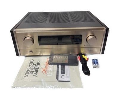 In Perfect Working Condition Accuphase Integrated Amplifier E-305V Vintage