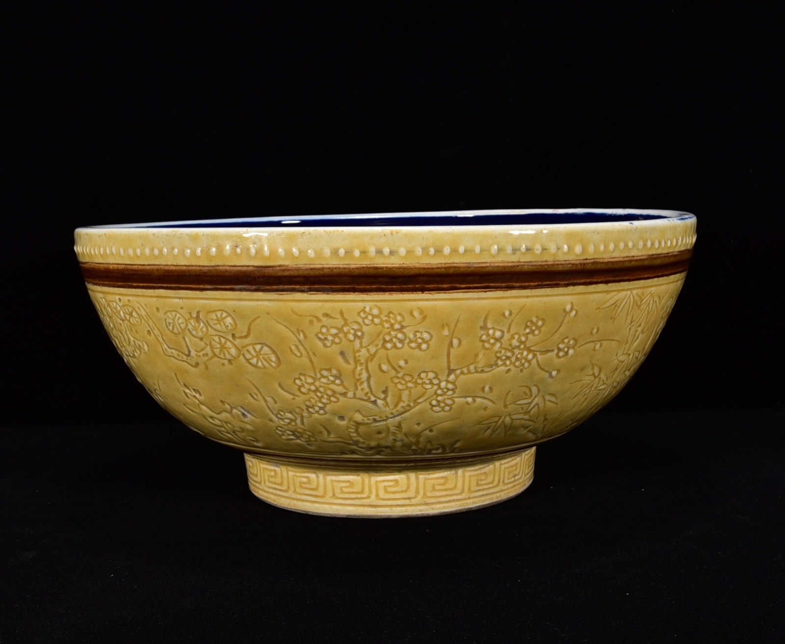 Tazón de flor de ciruela amarillo de 10,6"" de porcelana dinastía Ming de 10,6"" de porcelana