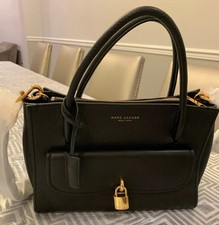 marc jacobs lock that leather tote bag