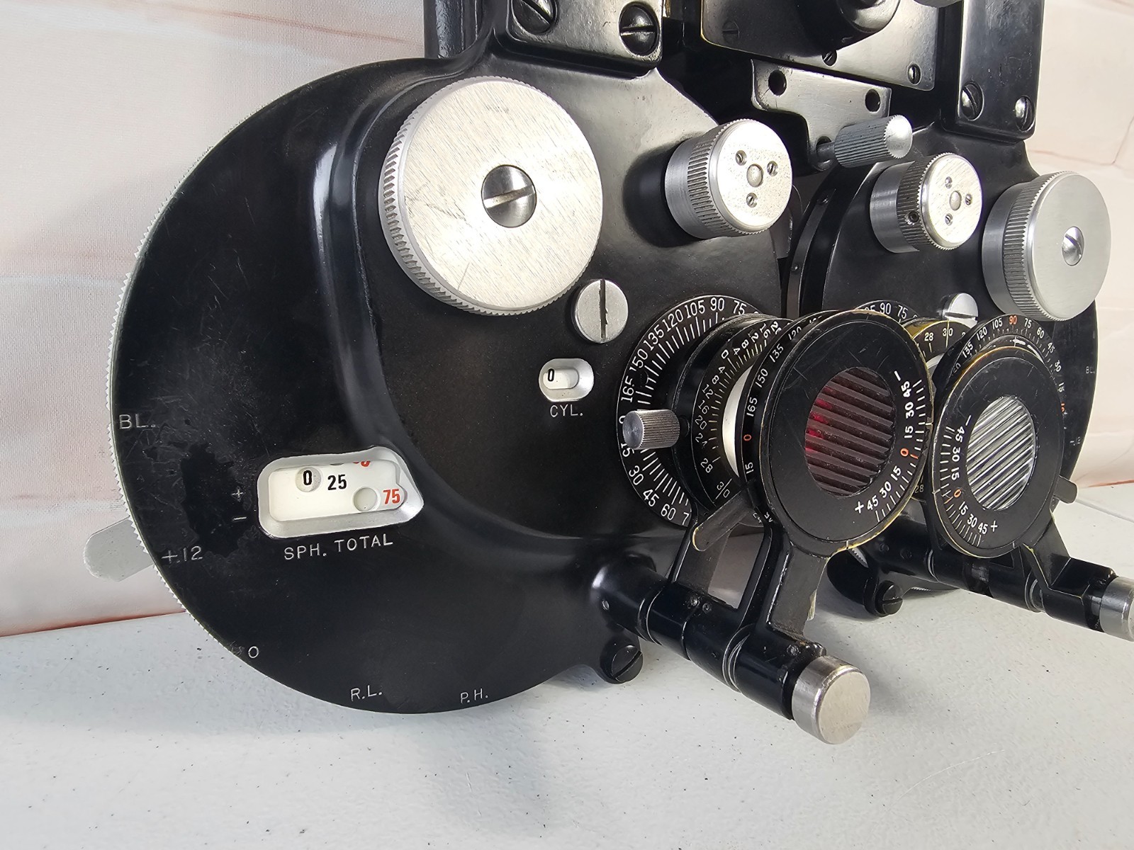 Bausch & Lomb Phoropter  SN: 19572 ZZ