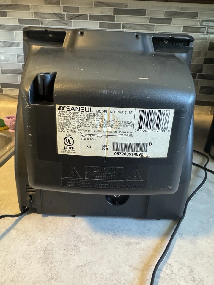 VTG Sansui TVM1316F 13" (Black)CRT TV-Retro/ Gaming Tv ( No Remote) - Image 3 of 4