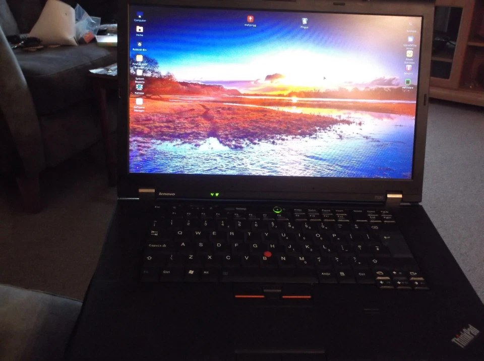 Thinkpad T520 Laptop 2.50 GHz Dual Core i5 5GB RAM 500GB HDD - Linux Mint!! - Image 3 of 4