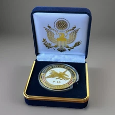 U S AIR FORCE F-16 FIGHTING FALCON Challenge Coin With Blue Velvet Case