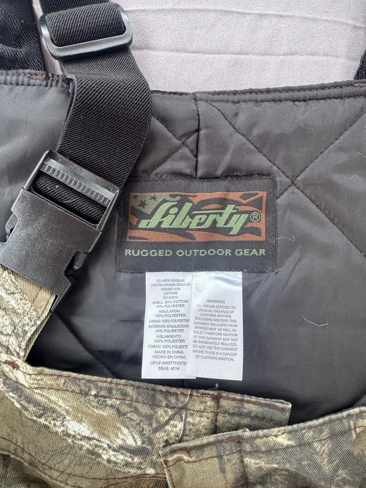 Mono con tirantes Liberty resistente para exteriores camuflaje aislado - talla 2X-grande Foto 2 de 4