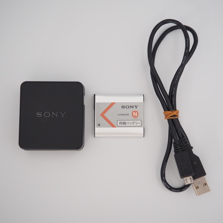 Mint] Sony Cyber-shot DSC-WX220 18.2 MP Digital Camera Pink Wi-Fi