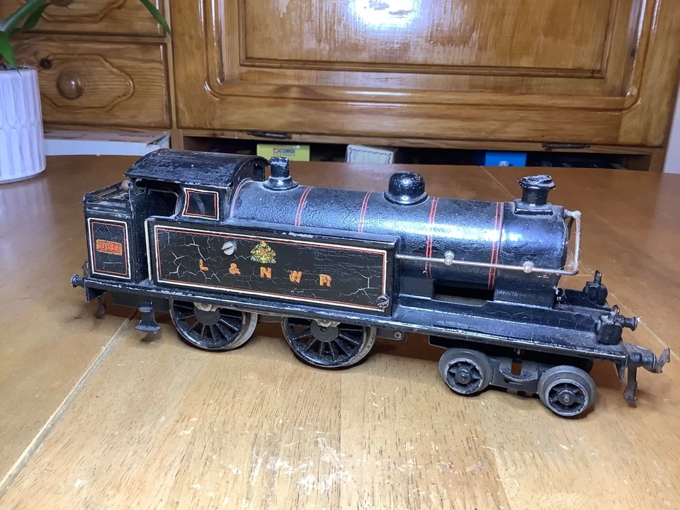 Bing O Gauge Clockwork L&NWR 4-4-0 Short Precurser Tank Loco 3611 - Image 2 of 4