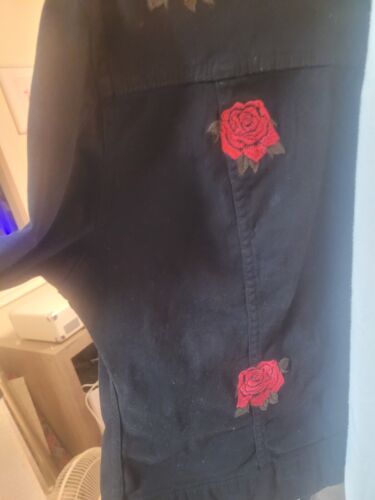 NWOT Black Cotton Jaxon Jacket W/Red Roses Women's S Petite Embroidered LuLaRoe - Picture 3 of 4