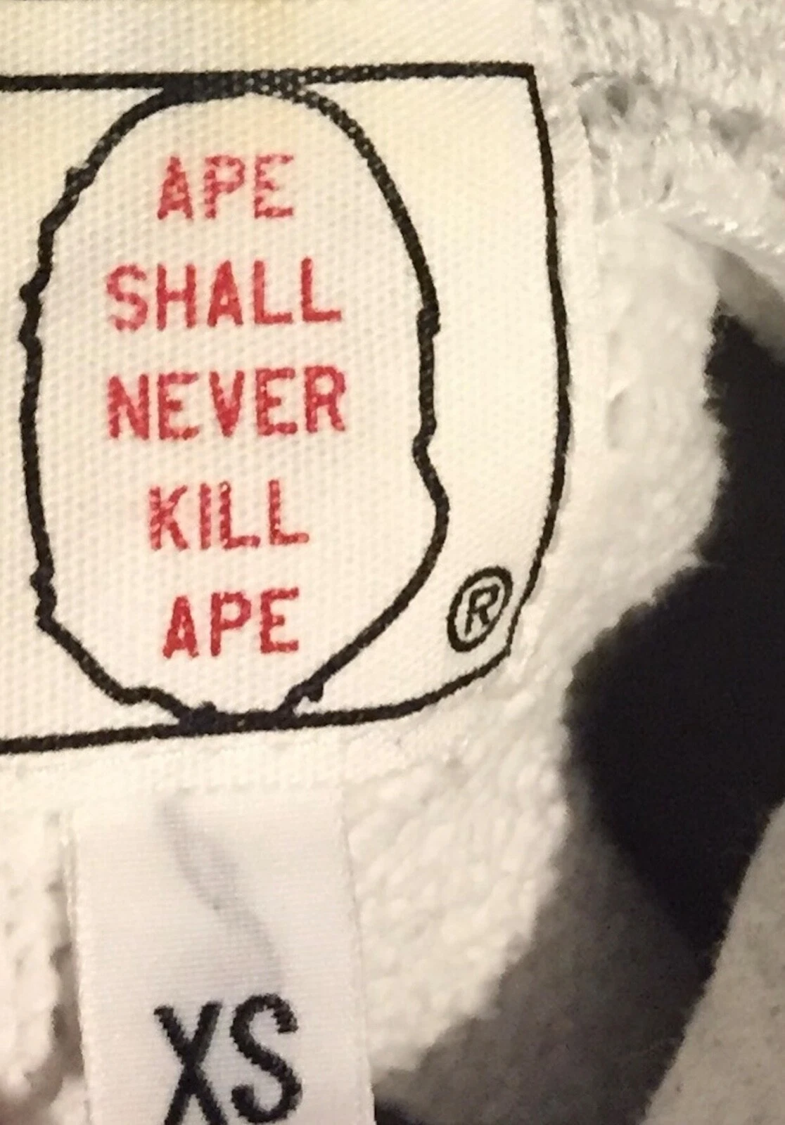 A BATHING APE (BAPE) Felpa con cappuccio giacca bombardiere A Bathing Ape Bape Varsity XS viola