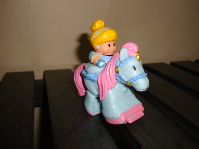 disney princess klip klop figures