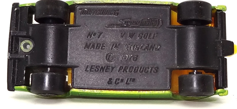 LESNEY MATCHBOX NO. 7 VW GOLF HATCHBACK - Image 4 of 4