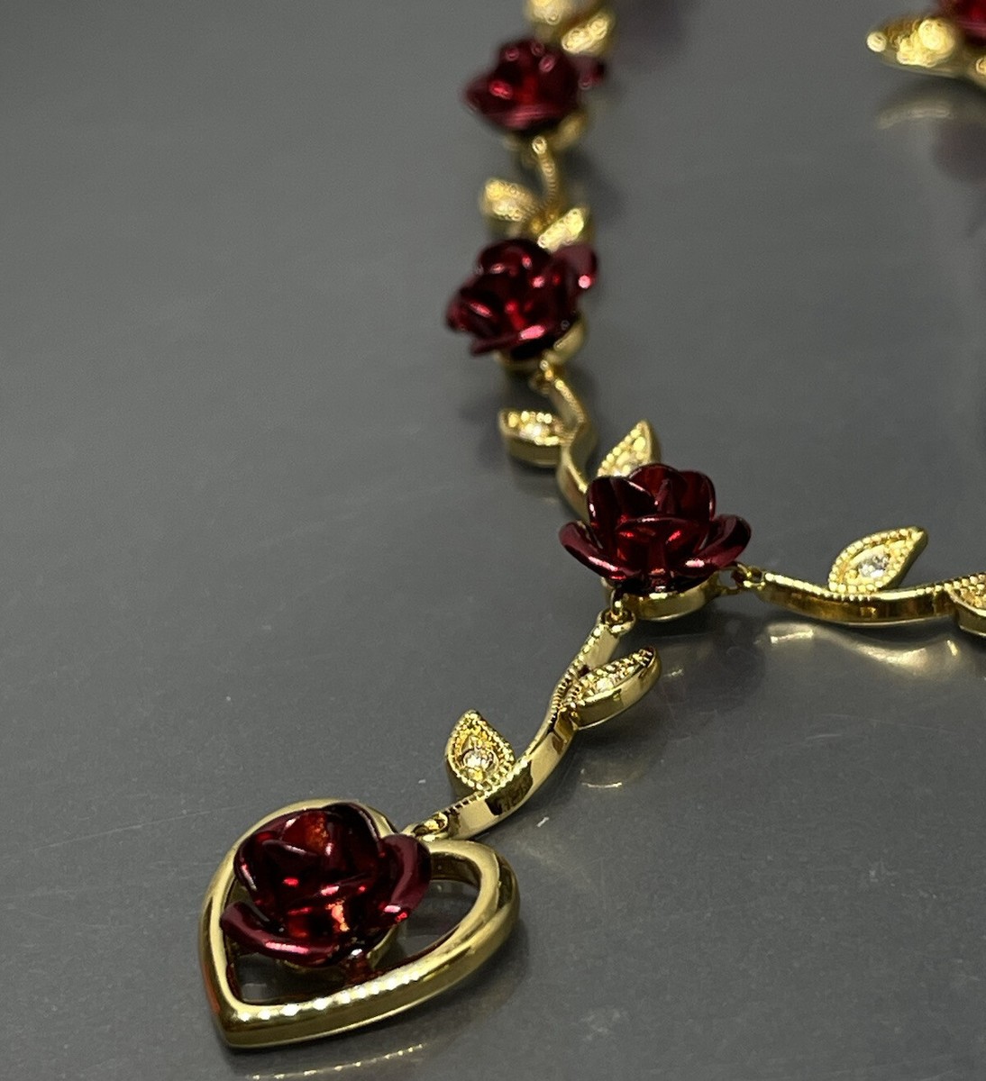 Danbury Mint Dozen Roses Drop Heart Necklace Dozen Roses Bracelet Set  Signed✨