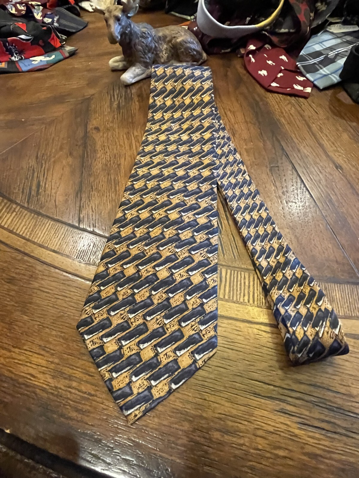 Picture 2 of 3