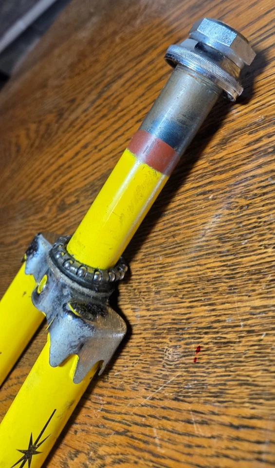 Vintage 1974 Schwinn Fork 10-Speed Varsity Continental Yellow - Image 2 of 4