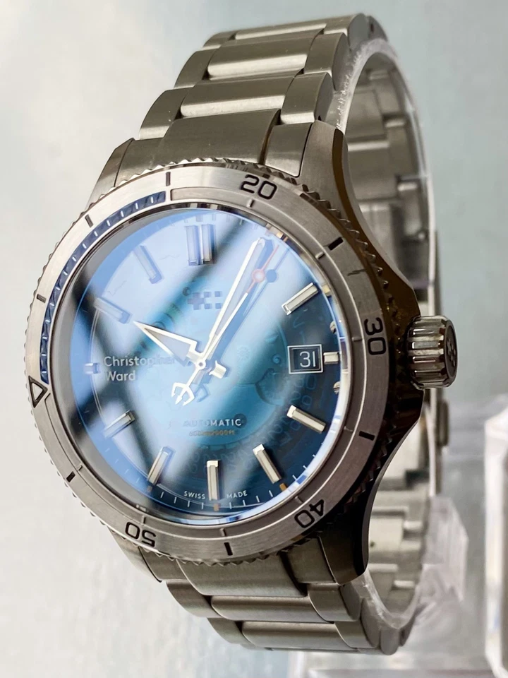 Reloj de buceo Christopher Ward C60 azul zafiro automático 600 m Foto 4 de 4