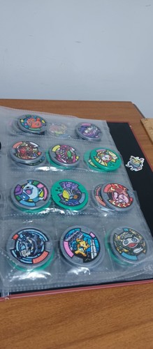 Lot of 40 Yo-Kai Watch Medals Tokens Mixed, 2 Holo, 1 Binder Organizer Stickers - Picture 11 of 24