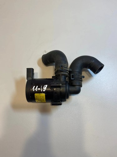 VW TOUAREG 7LA, 7L6, 7L7 ZUSATZWASSERPUMPE 7L0965561J 7L0819320C 3.00 31847706