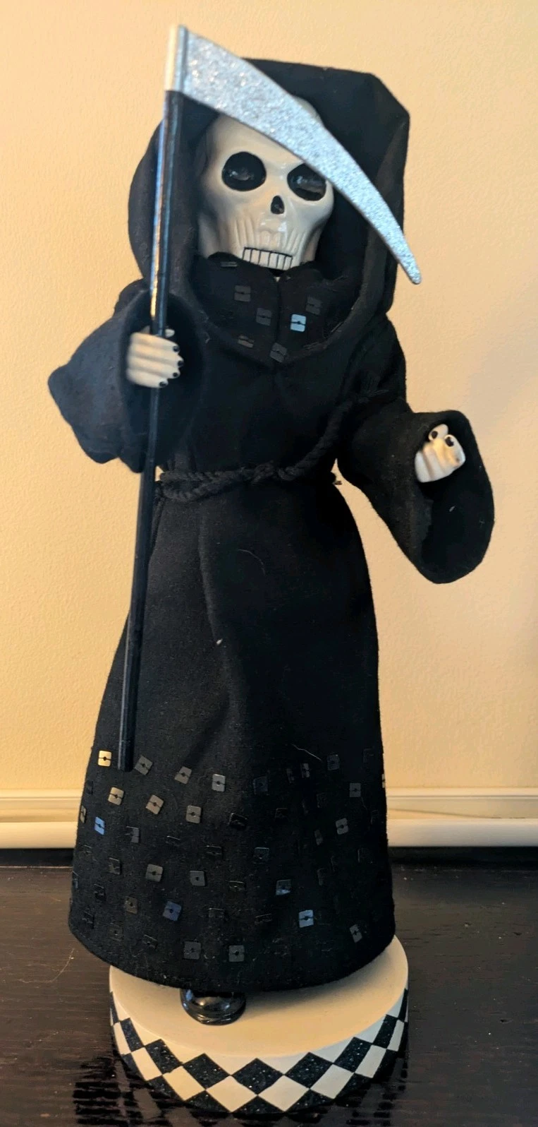 Nutcracker Village GRIM REAPER Nutcracker Great Condition Halloween / Christmas
