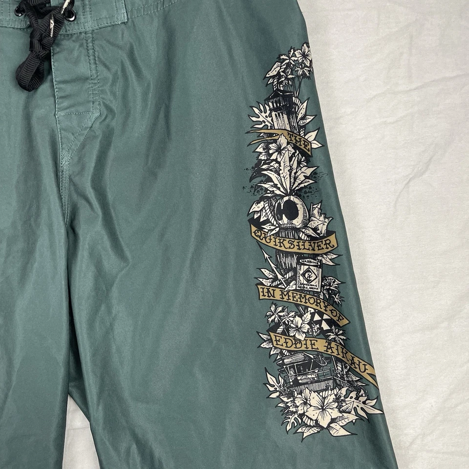 Pantalones Cortos de Tabla Eddie Aikau Para Hombres 34 Verde Quiksilver Surf Playa Memorial Foto 3 de 4