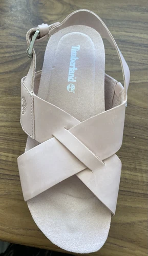 Sandali Timberland taglia 5 rosa chiaro nuovi senza scatola