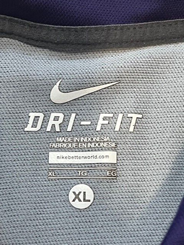 Washington Huskies Nike Dri Fit Purple Gray Polo Shirt Size XL XLarge EUC - Picture 3 of 4