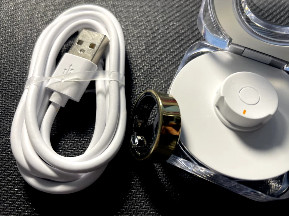 Anillo inteligente Samsung Galaxy dorado negro SM-Q503 Bluetooth tamaño 8 (G) Foto 2 de 4