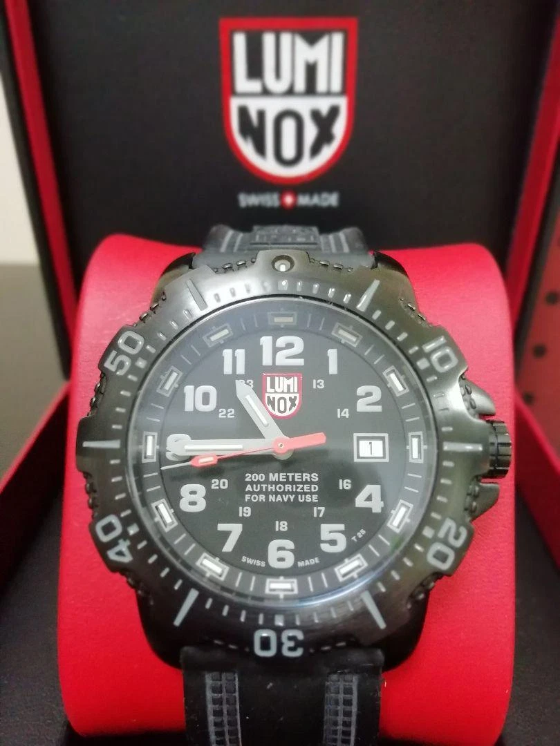 Luminox 4221 clearance