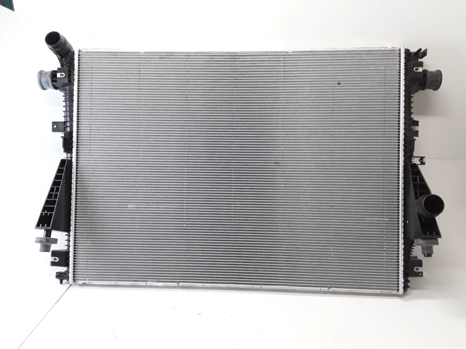 Radiador 2017 2018 2019 para Ford F250 F350 Super Duty 6,7 L V8 Motorcraft RAD-148 Foto 2 de 4