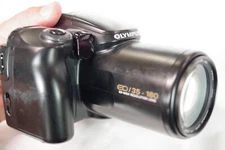 Olympus IS-3 DLX 35mm SLR Film Camera AF