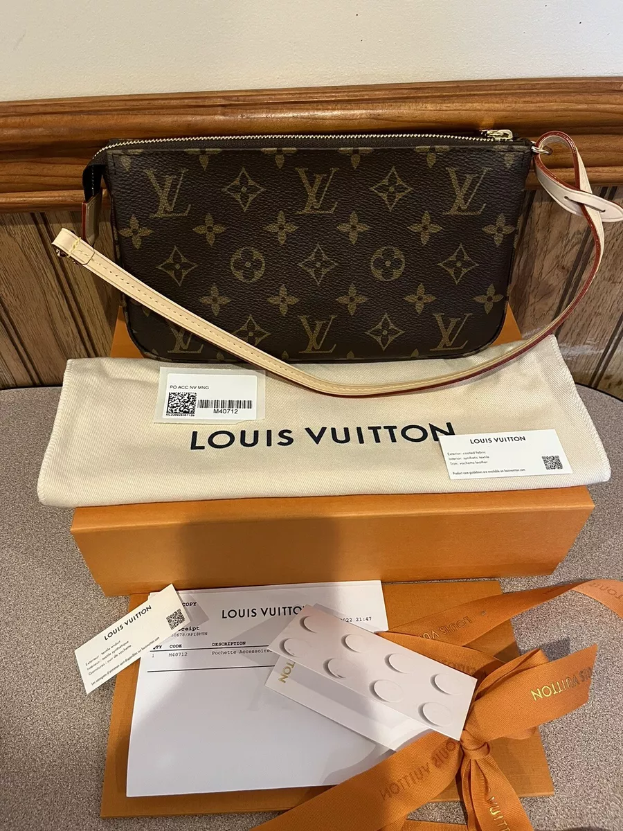 Louis Vuitton Pochette accessories M40712 monogram MADE IN FRANCE