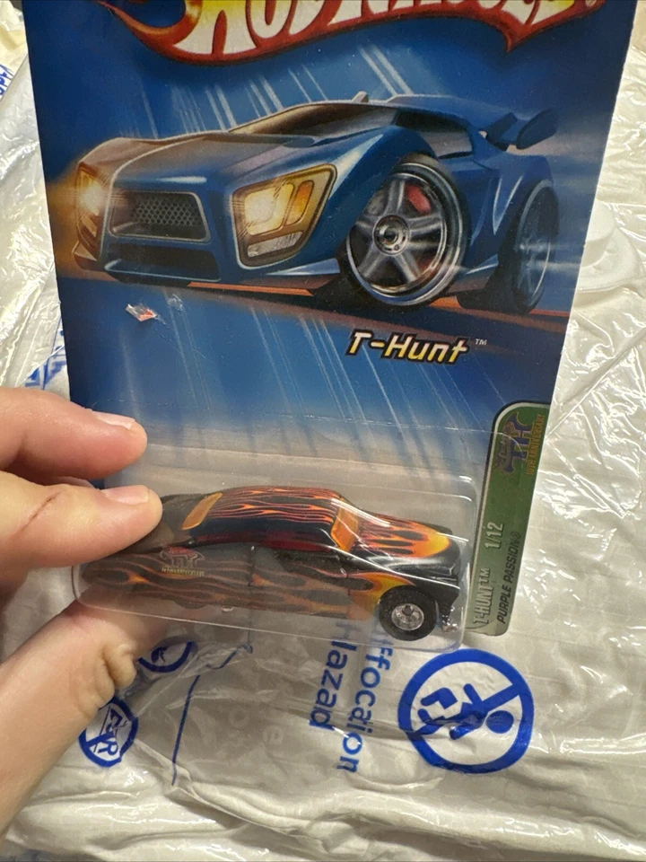 Mega Thrust #125/180 Super Treasure Hunts 05/12 Hot Wheels New * Flakey Paint * - Image 4 of 4