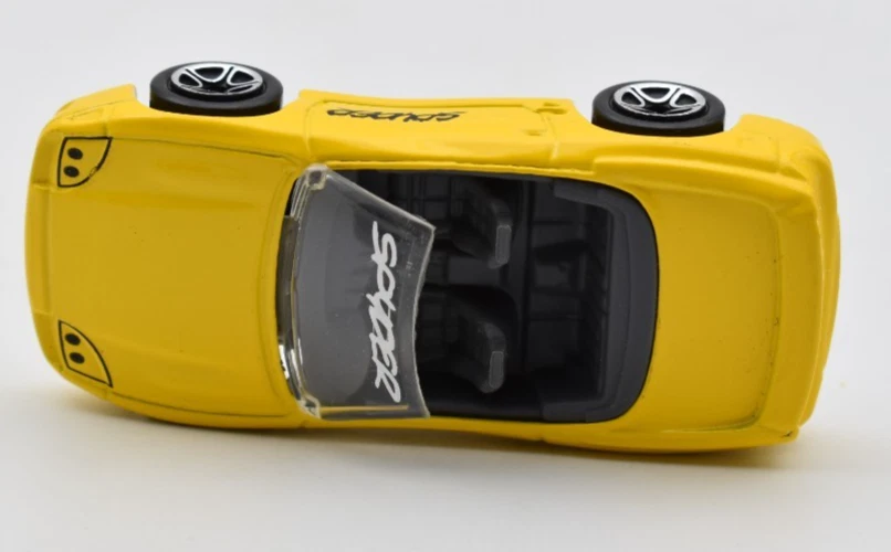 Matchbox Superfast #28 Mitsubishi Spyder giallo. Prodotto in Thailandia.... - Immagine 3 di 4