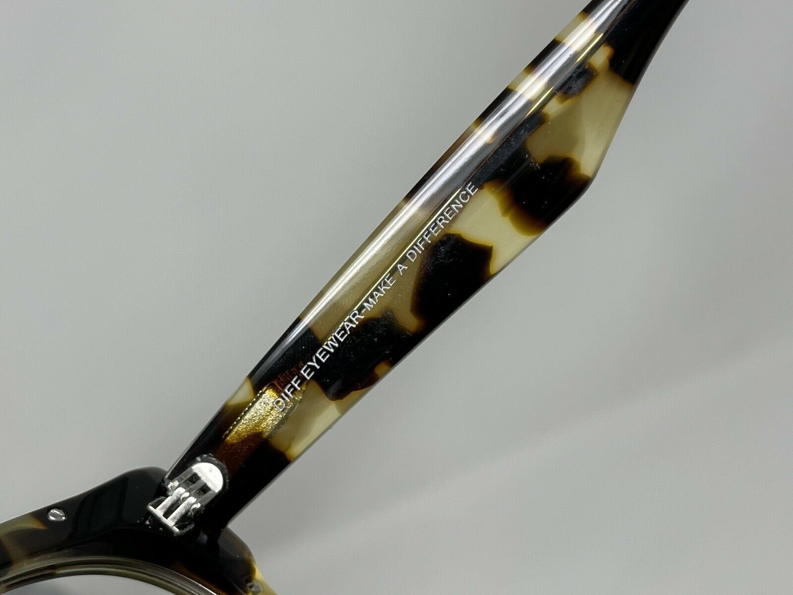 Diff eyewear Stella sunglasses Replacement Frame … - image 4