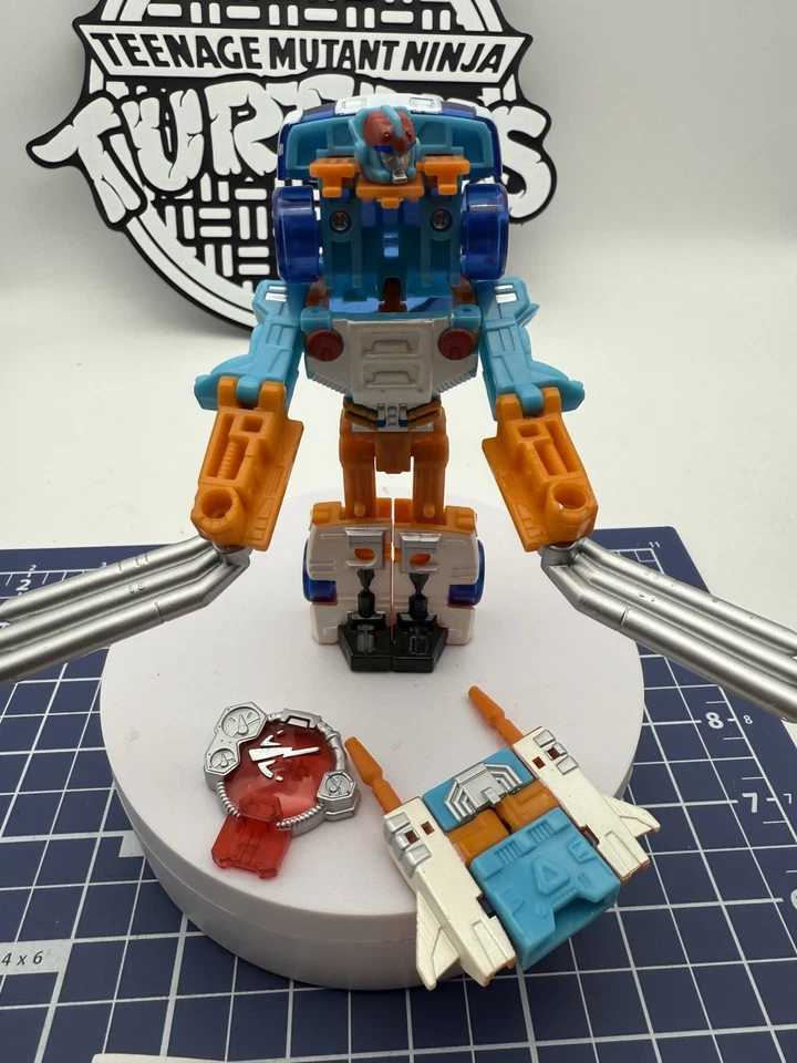 Transformers Clocker Complete Cybertron Scout Class - Image 2 of 4