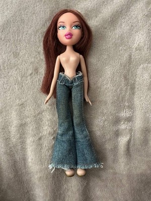 Bratz Meygan Doll Red Auburn Hair Blue Eyes Nude w/ Jeans & Gold Heels MGA 2001