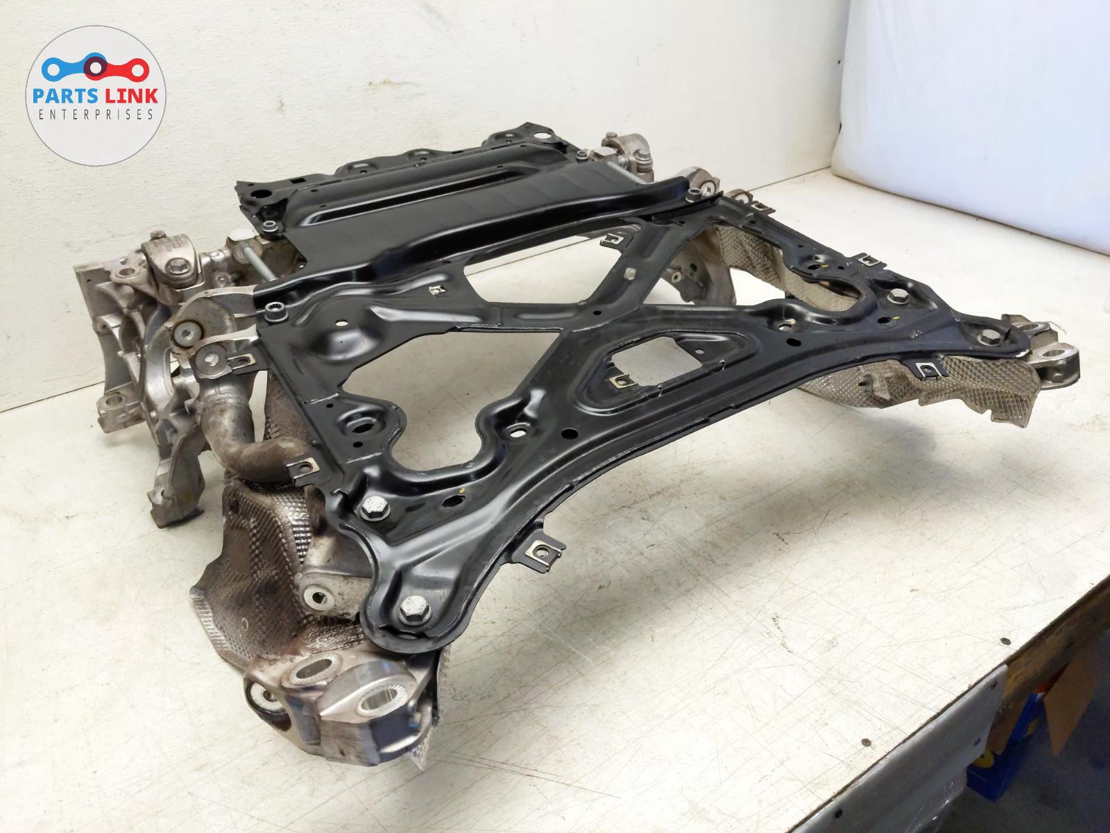 2016-20 BENTLEY BENTAYGA FRONT ENGINE CRADLE CROSSMEMBER SUBFRAME ASSEMBLY 636