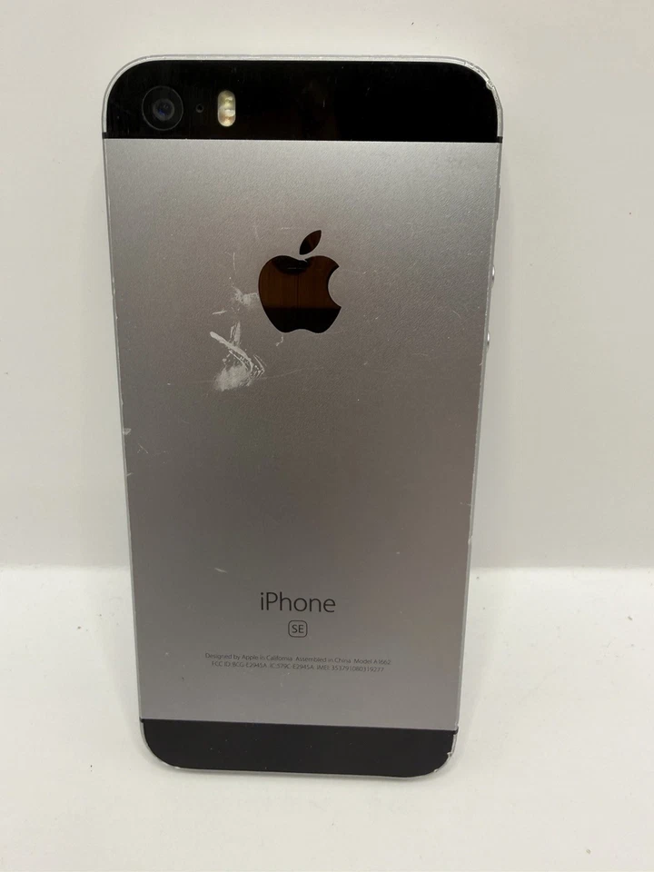 Apple iPhone SE (1st Gen) ATT  Gray 32 GB Battery Life 91% - Image 4 of 4